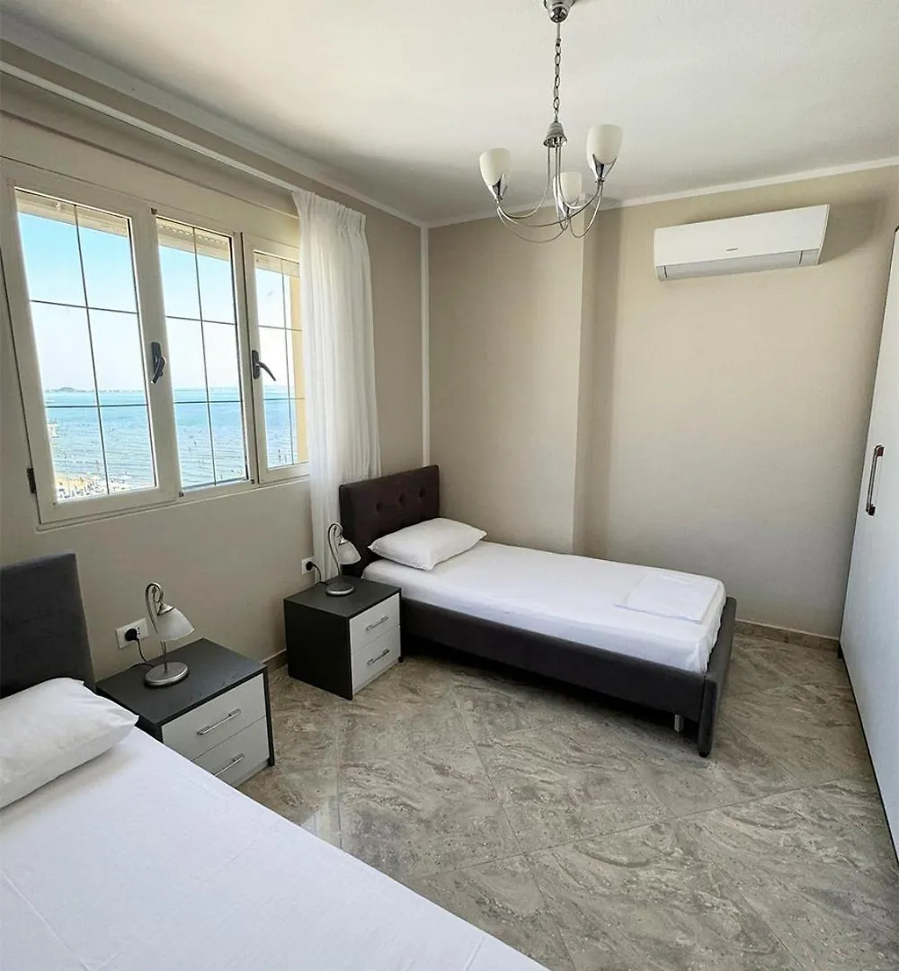 Redi'S Luxurious Seaside Full View Apartments Durrës Albánie